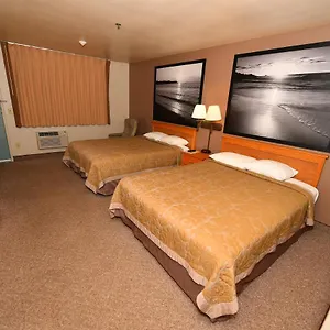 - Newport Area 2* Costa Mesa